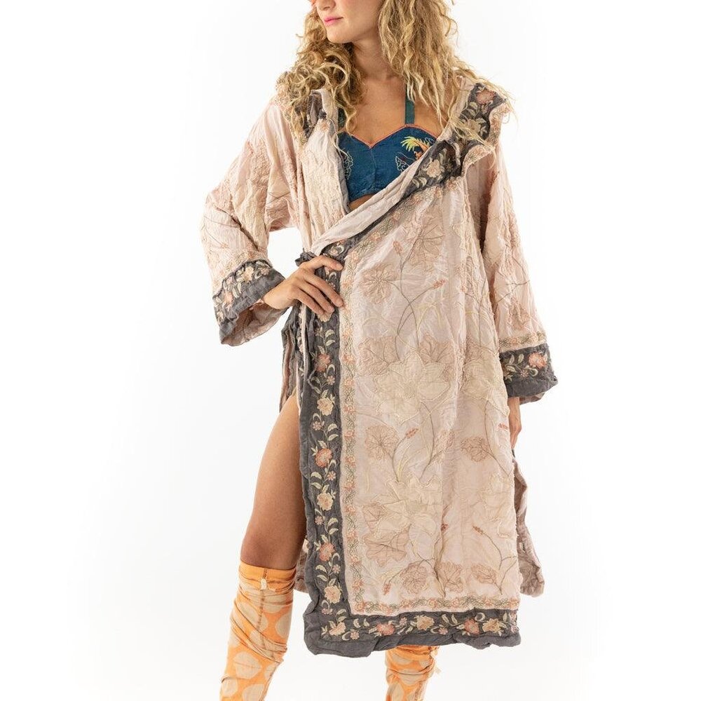 NWOT -Magnolia Pearl Danji Kimono Floral Embroidered - One Size
